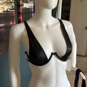Size XL black bathing suit